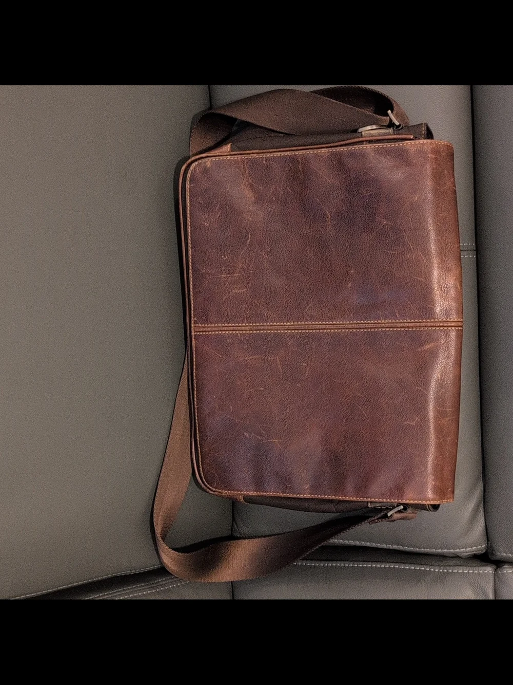 Men's Brown Leather Messenger Bag